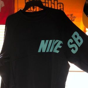 Nike SB Crewneck
